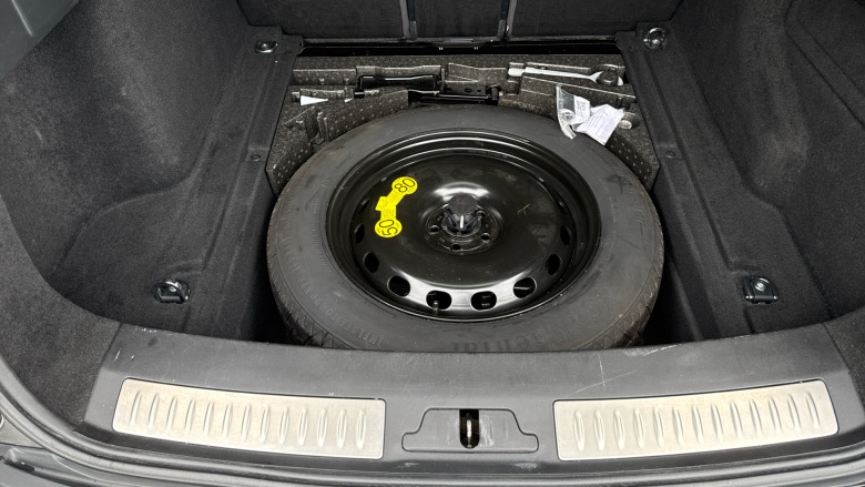 Land Rover Range Rover Velar 2.0 D180 R-Dynamic S 5dr Auto Diesel Estate